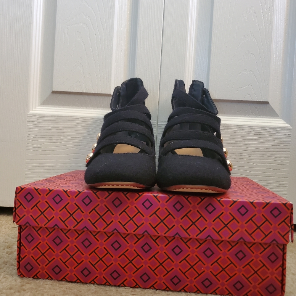 Tory Burch Marisa 40MM Strappy Pump Flannel